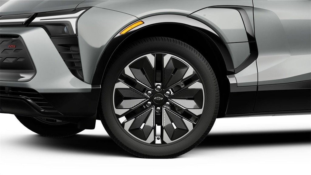 2026 Chevrolet Blazer EV RS photo 2