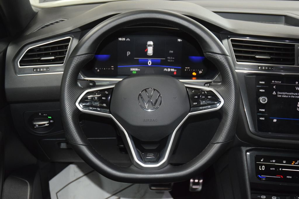 2023 Volkswagen Tiguan SE R-LINE BLACK - Photo 33
