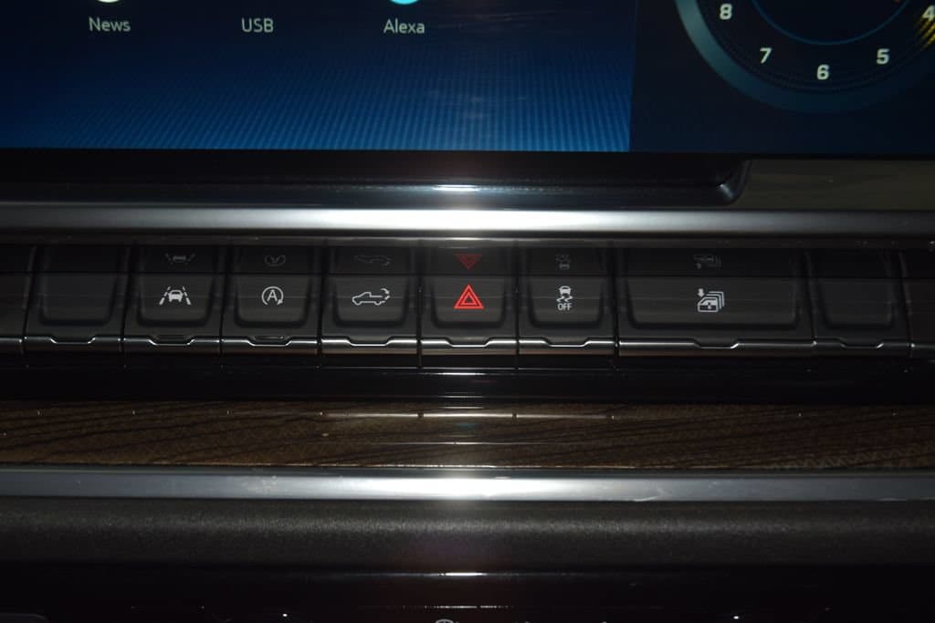 2025 Chevrolet Silverado 1500 RST - Photo 32