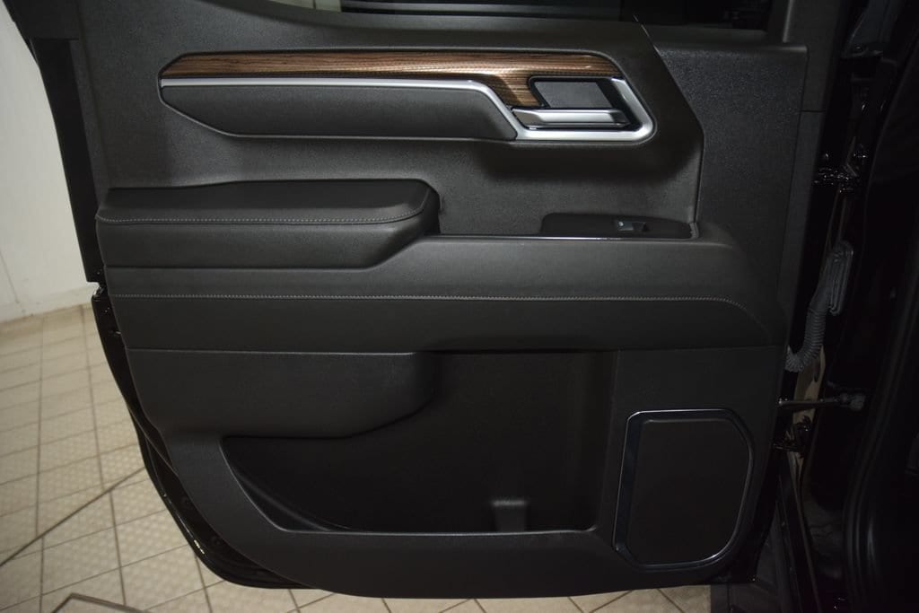 2025 Chevrolet Silverado 1500 RST - Photo 45