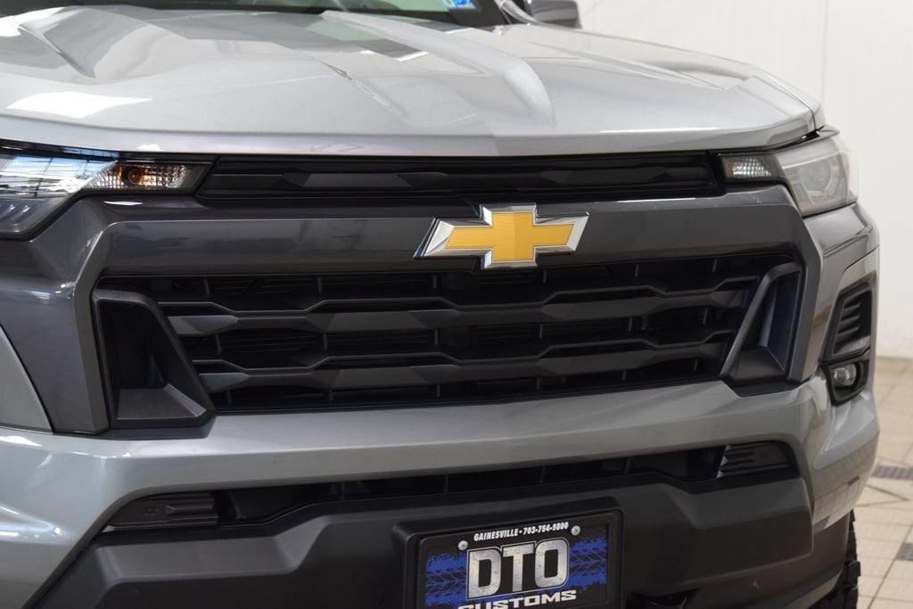 2024 Chevrolet Colorado LT - Photo 11