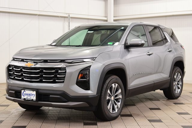 2026 Chevrolet Equinox LT photo 3