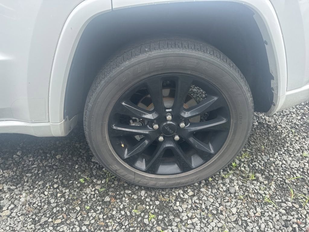 2020 Jeep Grand Cherokee Altitude - Photo 23