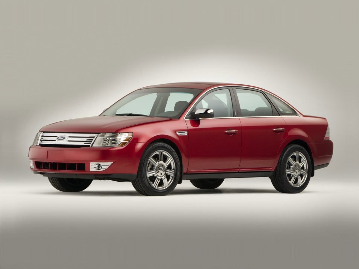 2008 Ford Taurus Limited's photo