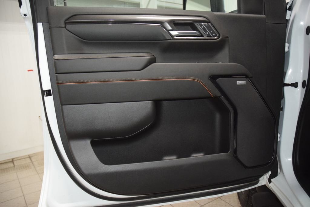 2024 GMC Sierra 2500HD AT4 - Photo 43