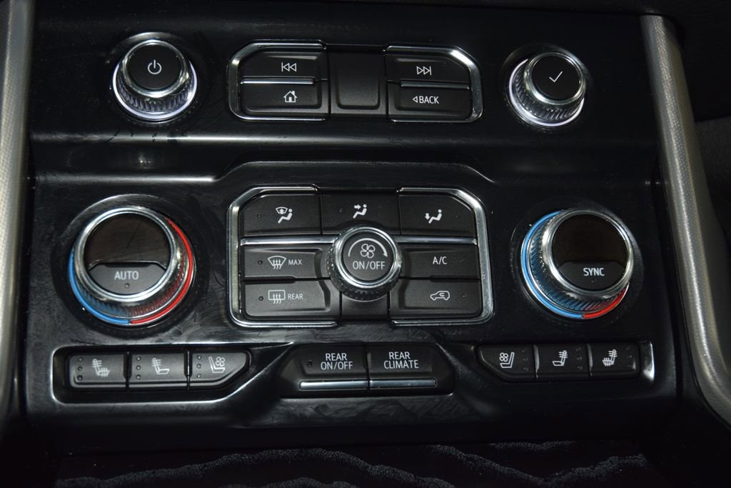 2024 GMC Yukon Denali - Photo 35