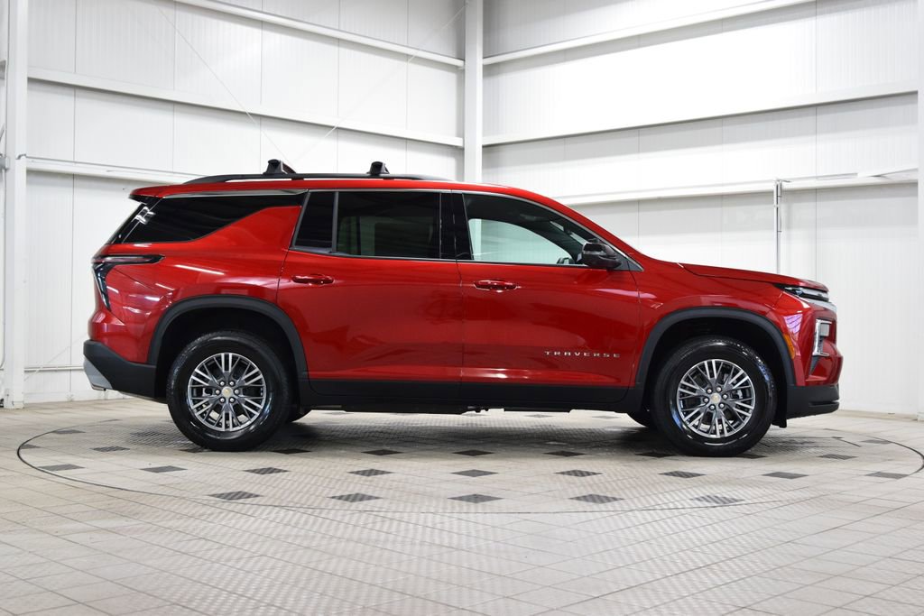 2026 Chevrolet Traverse LT - Photo 8