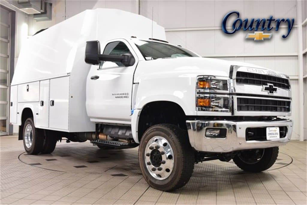 2024 Chevrolet Silverado 4500 Medium Duty Chassis Cab Work Truck's photo