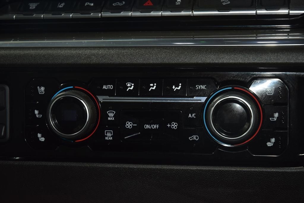 2024 Chevrolet Silverado 3500HD High Country - Photo 36