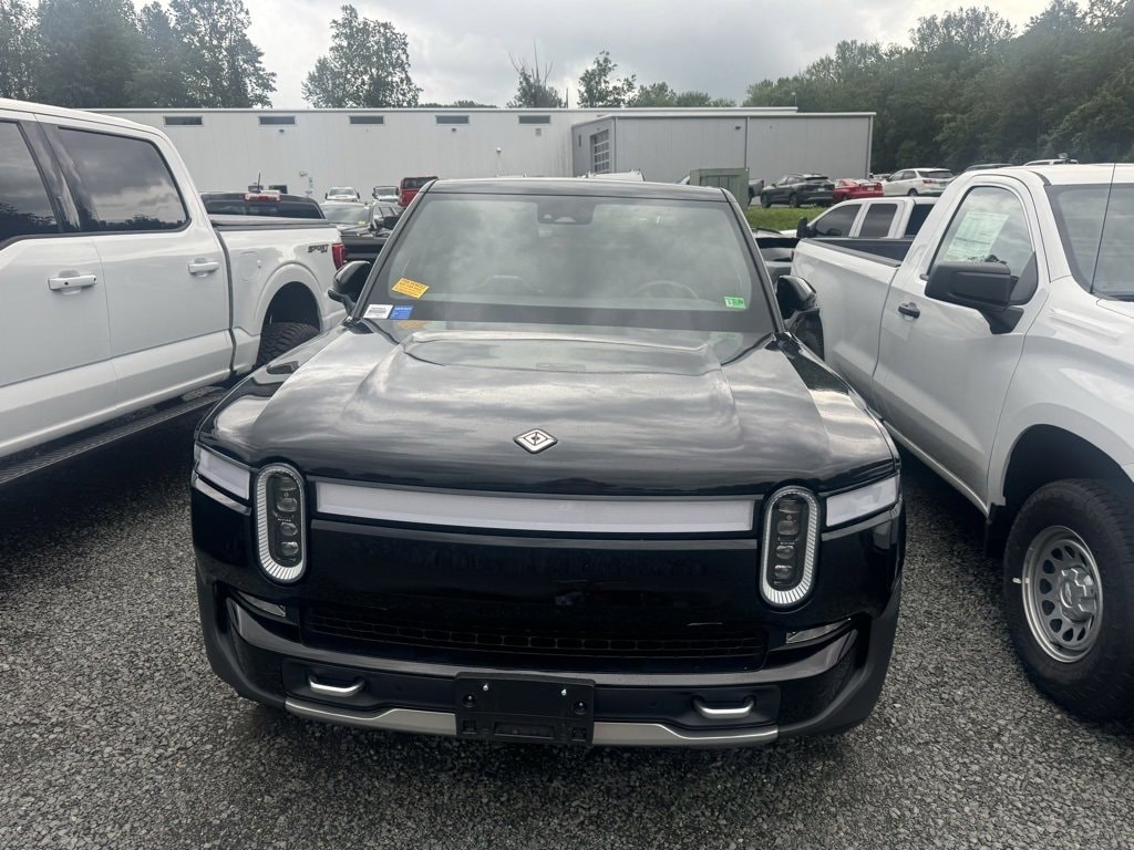 Used 2022 Rivian R1T Adventure with VIN 7FCTGAAA4NN006118 for sale in Warrenton, VA