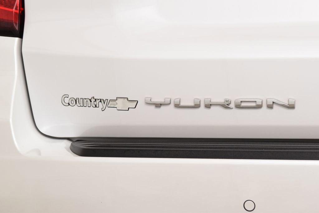 2024 GMC Yukon Denali - Photo 24