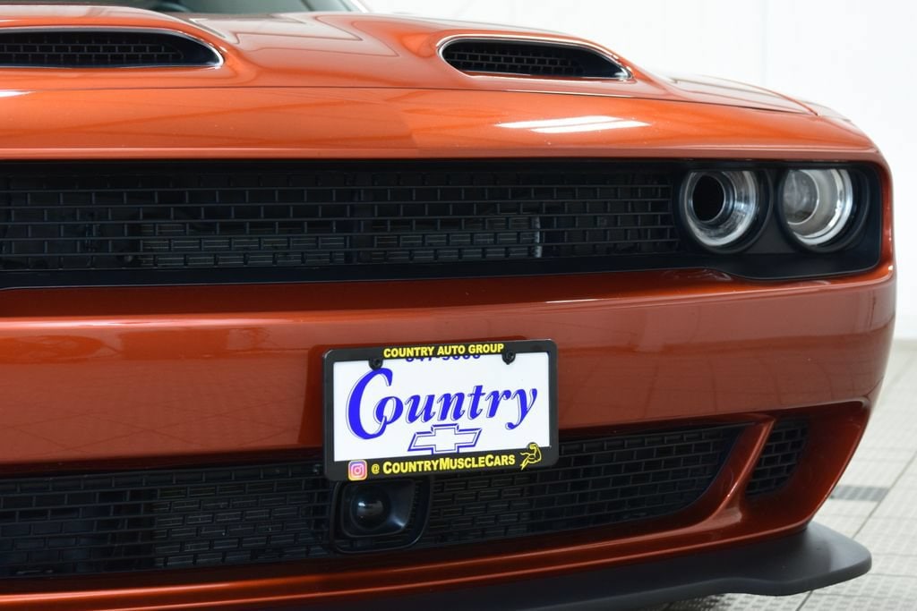 2022 Dodge Challenger SRT - Photo 11