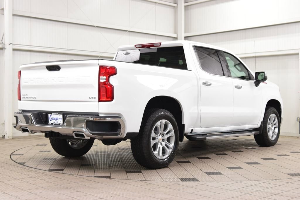 2026 Chevrolet Silverado 1500 LTZ - Photo 8