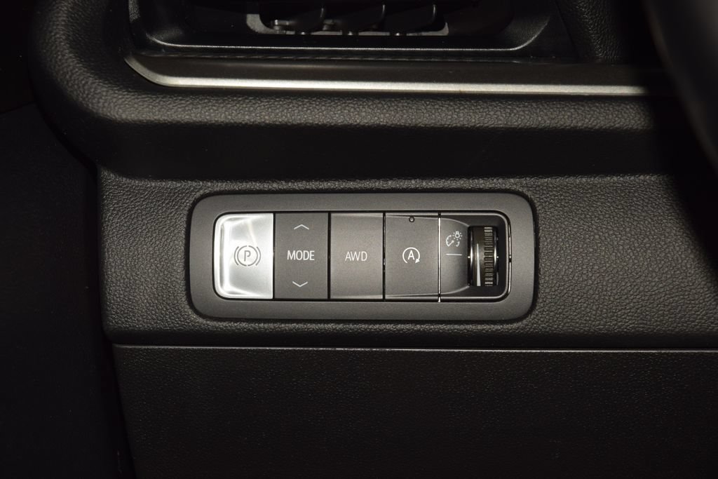2024 Chevrolet Traverse LS - Photo 32
