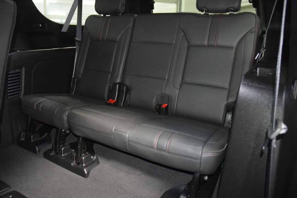 2024 Chevrolet Suburban RST - Photo 43