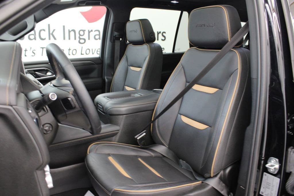 2024 GMC Yukon AT4 - Photo 15