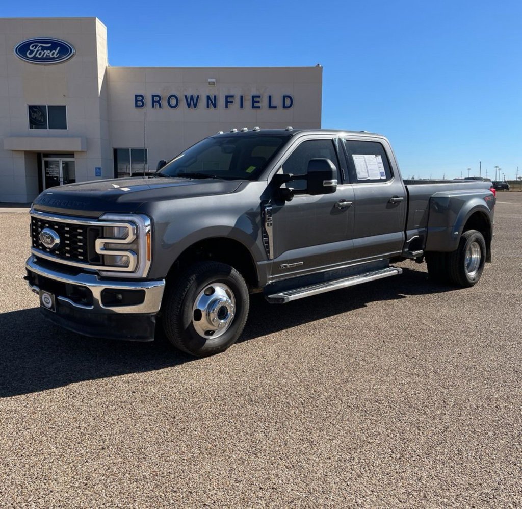 2023 Ford F-350 XL photo 3