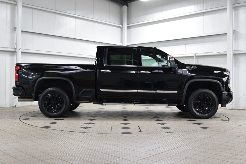 2024 Chevrolet Silverado 3500HD High Country - Photo 9