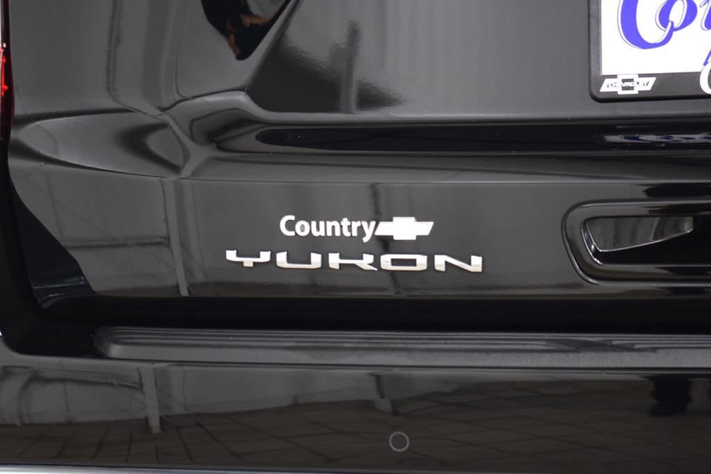 2024 GMC Yukon Denali - Photo 23