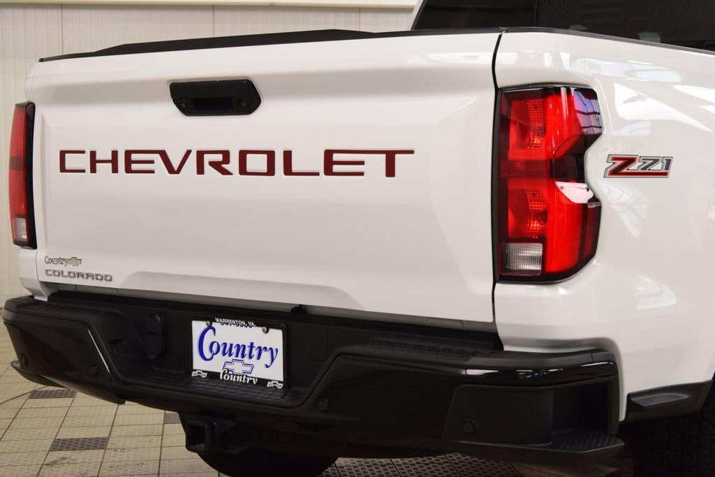 2024 Chevrolet Colorado Z71 - Photo 21