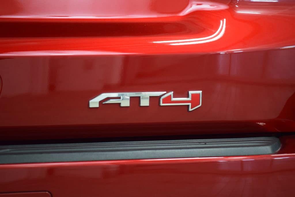 2024 GMC Yukon AT4 - Photo 23