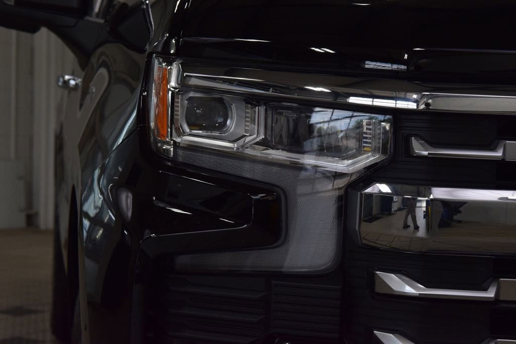2026 Chevrolet Silverado 1500 LTZ - Photo 13