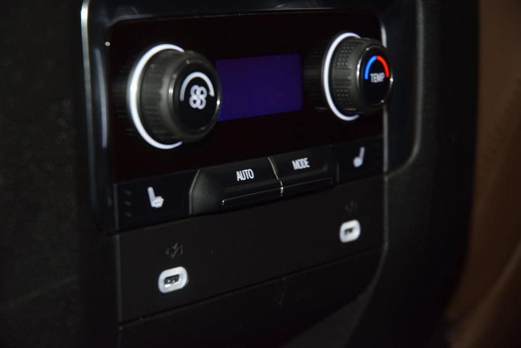2024 Chevrolet Suburban High Country - Photo 42