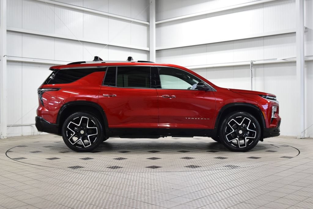 2026 Chevrolet Traverse High Country - Photo 9