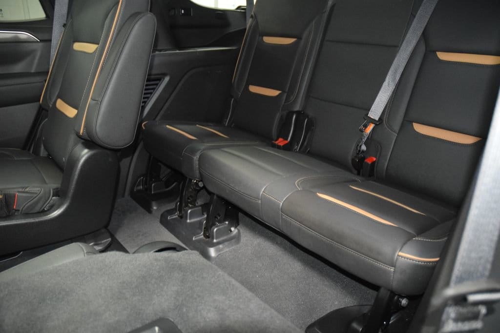 2024 GMC Yukon AT4 - Photo 47