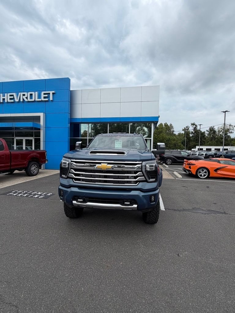 2026 Chevrolet Silverado 3500 HD High Country - Photo 6