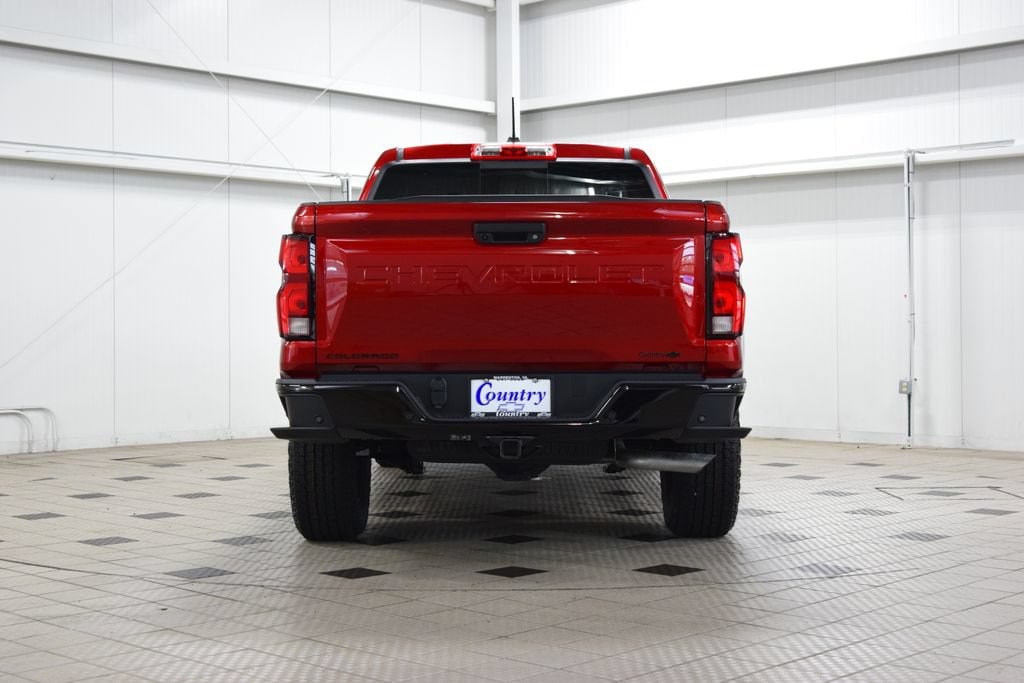 2026 Chevrolet Colorado Z71 - Photo 7