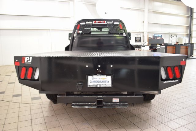 2025 Chevrolet Silverado 3500HD Work Truck photo 4