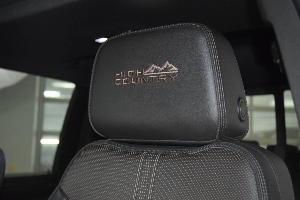 2024 Chevrolet Silverado 3500HD High Country - Photo 45