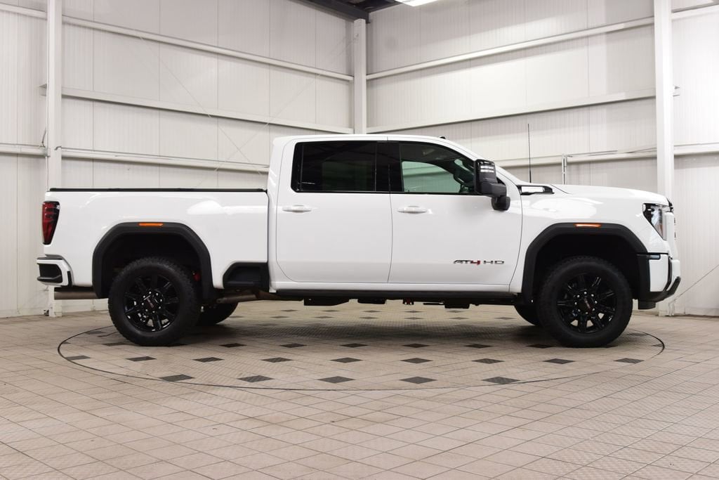 2024 GMC Sierra 2500HD AT4 - Photo 8