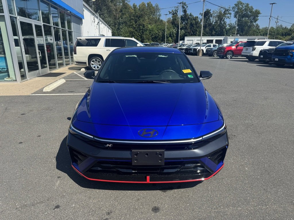 2025 Hyundai Elantra Base Blue photo 2