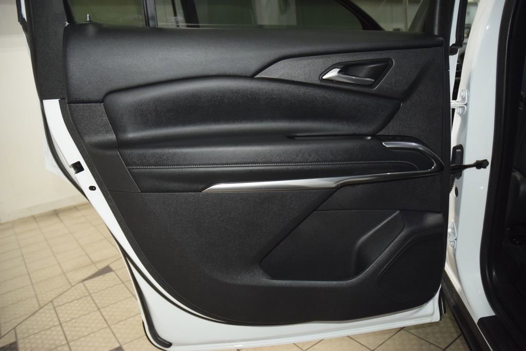 2024 Chevrolet Traverse 2LT - Photo 43