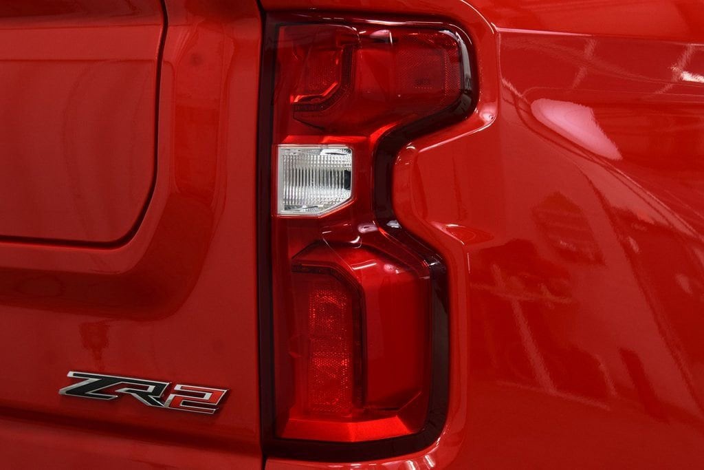 2024 Chevrolet Silverado 1500 ZR2 - Photo 23