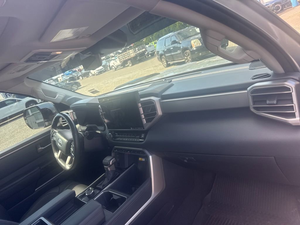 2024 Toyota Tundra Limited - Photo 13
