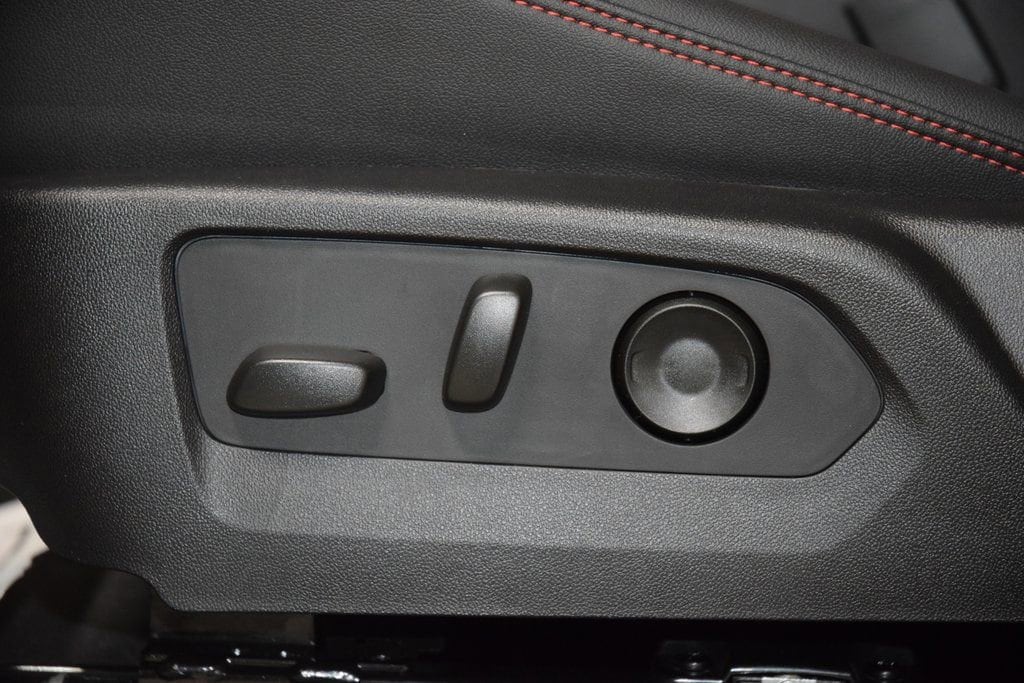 2026 Chevrolet Colorado Z71 - Photo 42