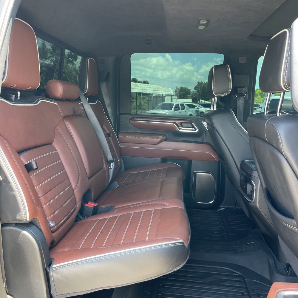 2024 GMC Sierra 3500HD Denali Ultimate - Photo 19