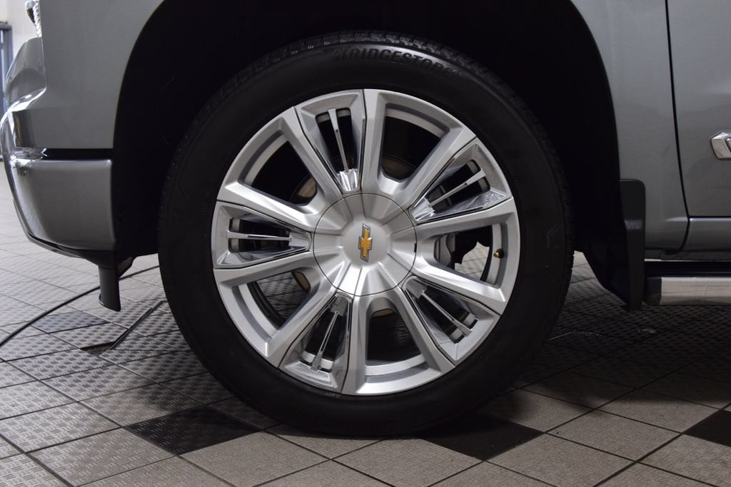 2025 Chevrolet Silverado 1500 High Country - Photo 29