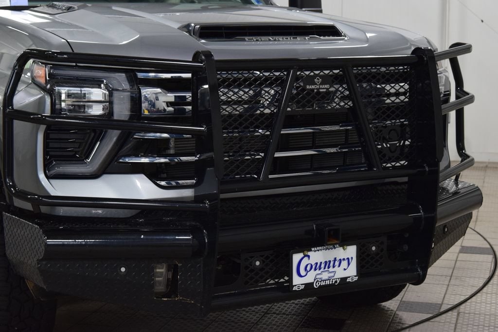 2025 Chevrolet Silverado 3500HD LTZ - Photo 13