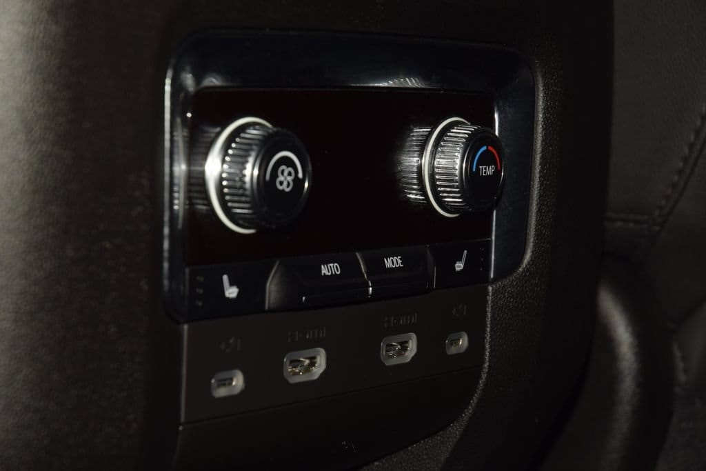 2024 GMC Yukon AT4 - Photo 45