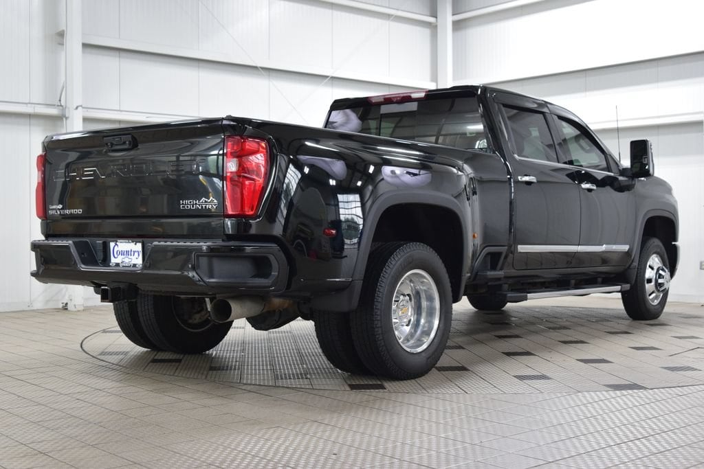 2024 Chevrolet Silverado 3500HD High Country - Photo 8