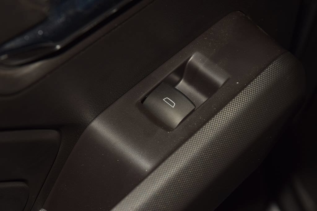 2024 Chevrolet Colorado LT - Photo 47