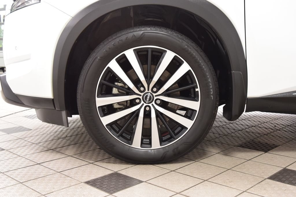 2025 Nissan Pathfinder Platinum - Photo 24