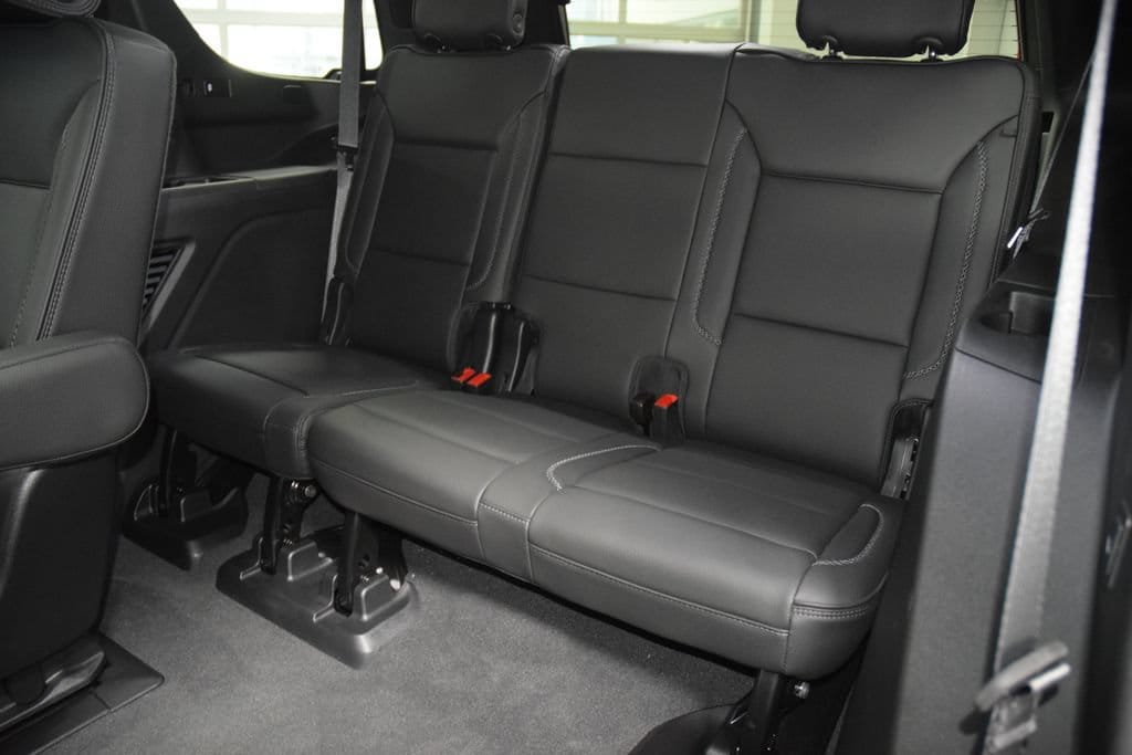 2024 GMC Yukon Denali - Photo 45