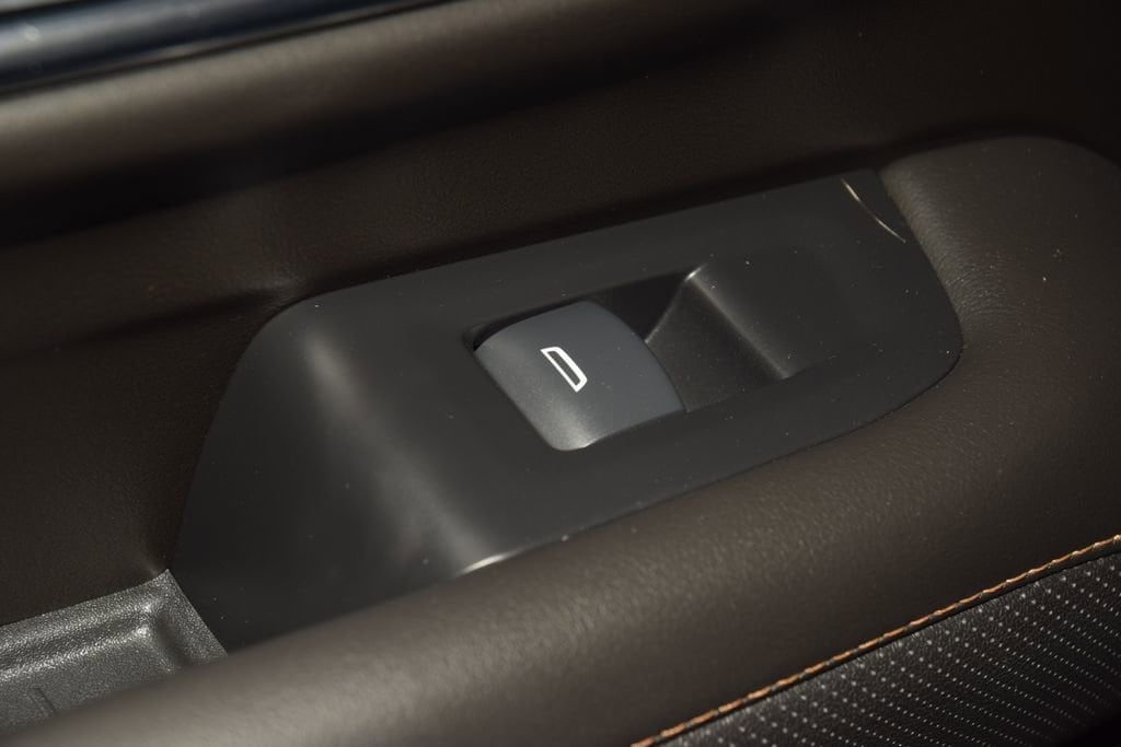 2024 GMC Yukon AT4 - Photo 48
