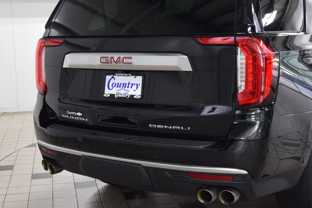 2024 GMC Yukon Denali - Photo 22