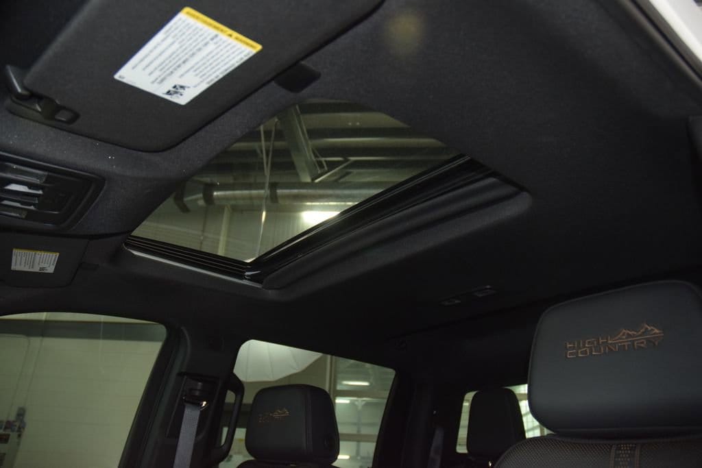 2024 Chevrolet Silverado 1500 High Country - Photo 48